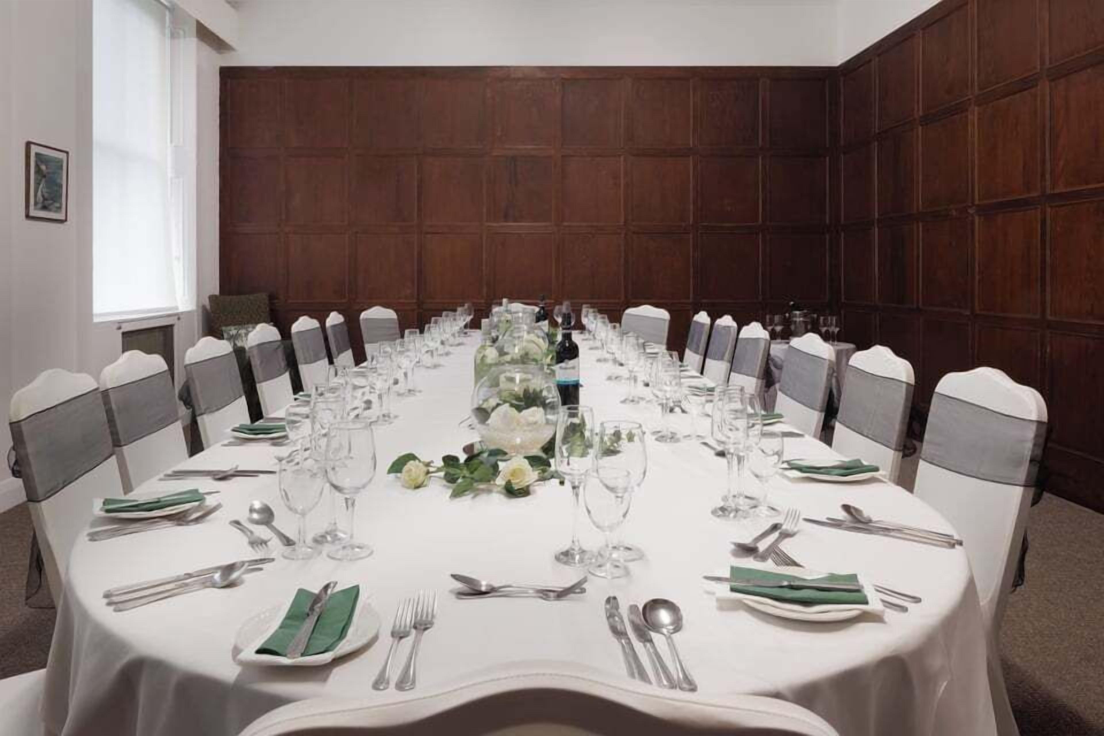 Photo - The Cumberland Hotel