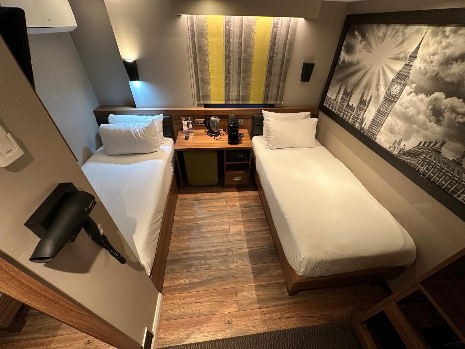 Classic Twin Room, Garden View | Premium bedding, in-room safe, desk, soundproofing