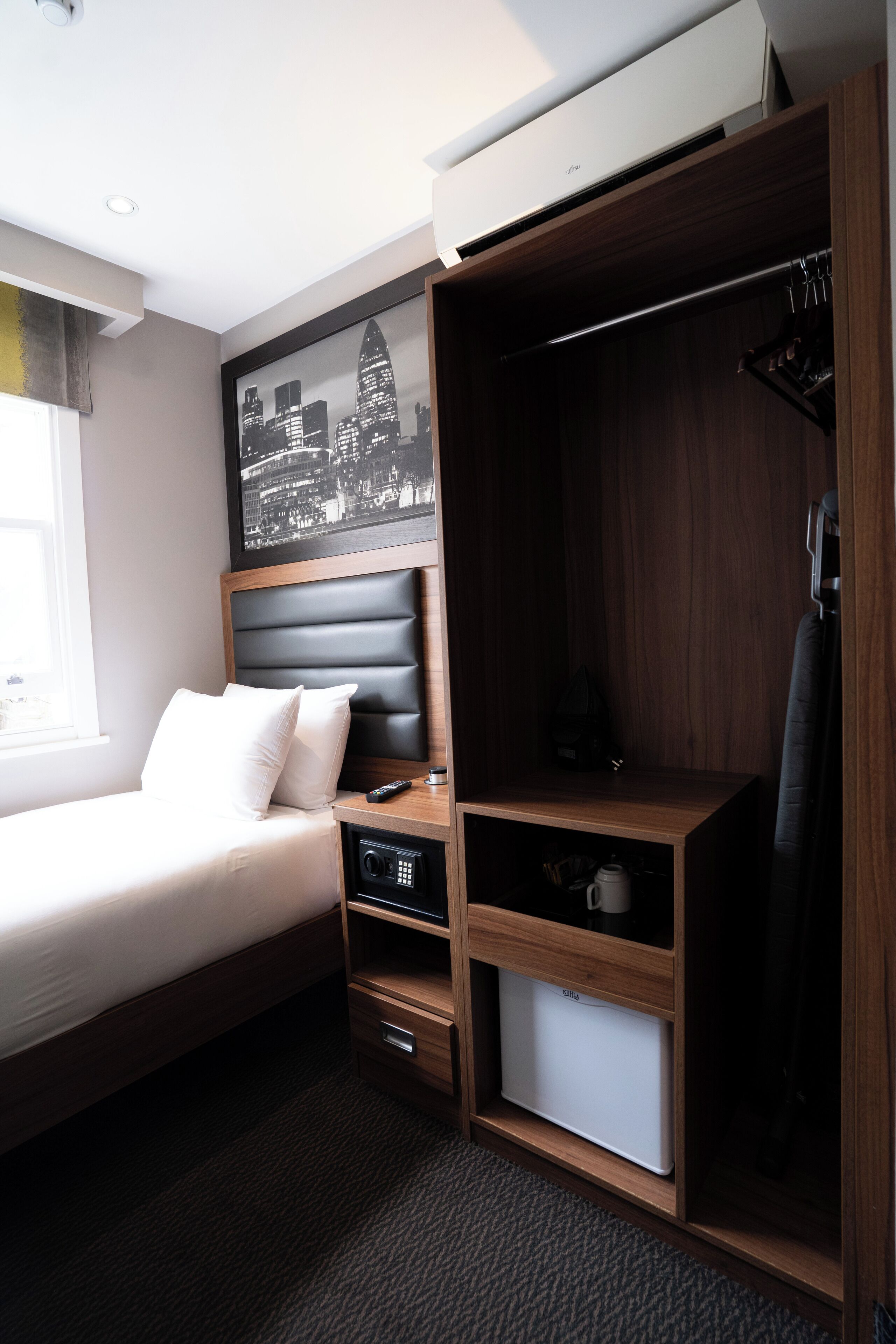 Foto - London Court Hotel