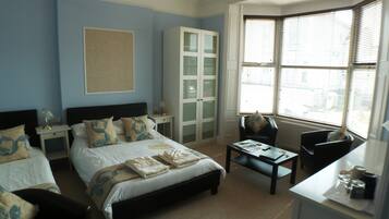 Tabla de planchar con plancha y wifi gratis