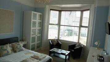 Iron/ironing board, free WiFi