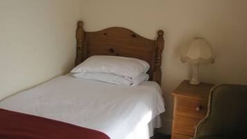 Driepersoonskamer, en-suite badkamer (Cabin (Double & Single ))