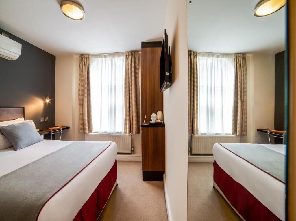 In-room safe, desk, blackout drapes, iron/ironing board (on request)