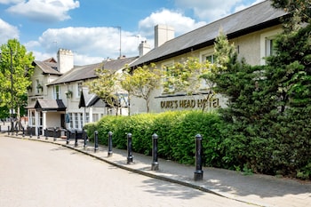 The Dukes Head Hotel