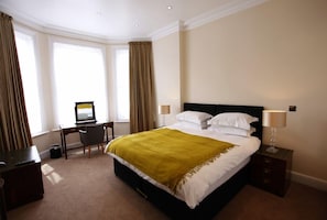 1 slaapkamer, lakens van Egyptisch katoen, een kluis op de kamer