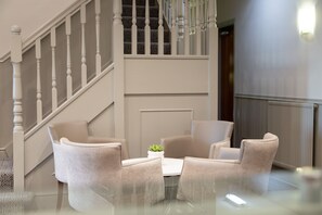 Lobby - Rufford Arms Hotel (Ormskirk)