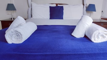Superior Double Room, 1 Double Bed (Four Poster Bed) | Individually decorated, individually furnished, desk, laptop workspace
