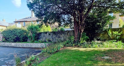 Wentworth House Hotel