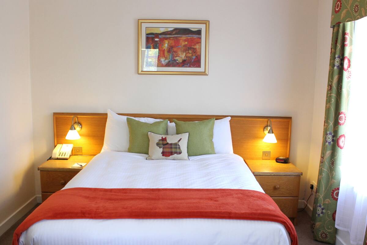 Chambre double, salle de bain attenante | 1 chambre