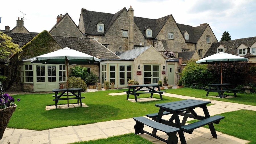 Corinium Hotel & Restaurant