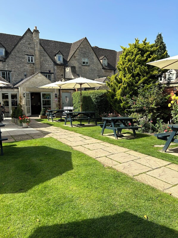 Exterior - Corinium Hotel & Restaurant (Cirencester)
