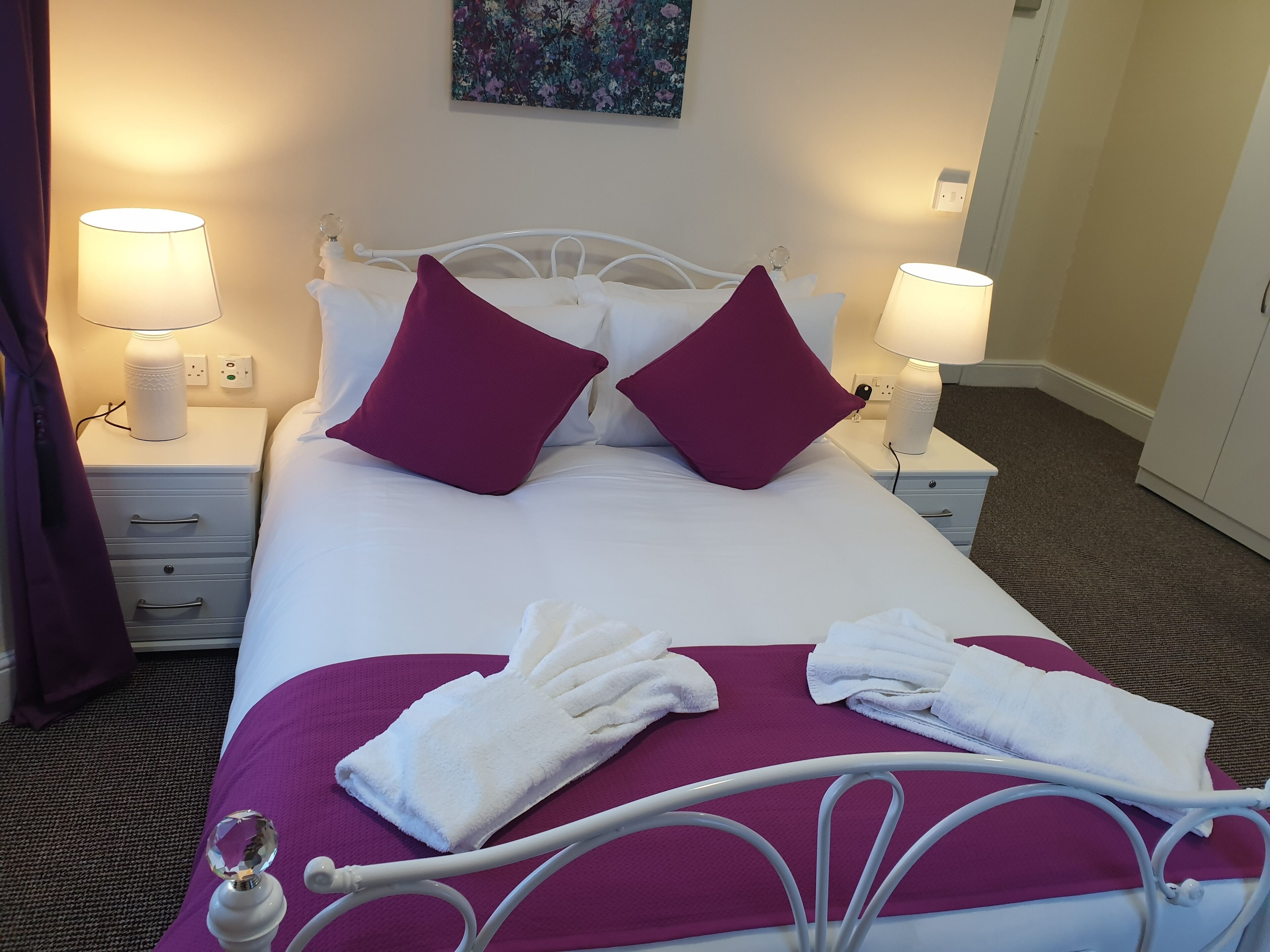 Premium Double or Twin Room, Ensuite