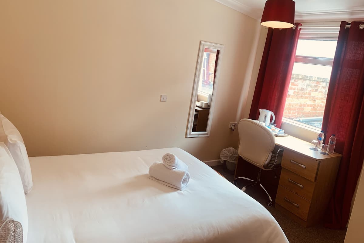 Standard Double Room, Private Bathroom (External Bathroom ) | Lain-lain