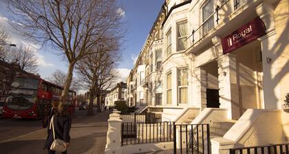 Royal London Hotel by Saba