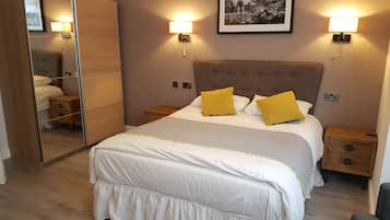 Standard Double Room, 1 Double Bed, Non Smoking, Ensuite | Hypo-allergenic bedding, iron/ironing board, travel cot, free WiFi