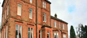 OYO Kirkconnel Hall Hotel