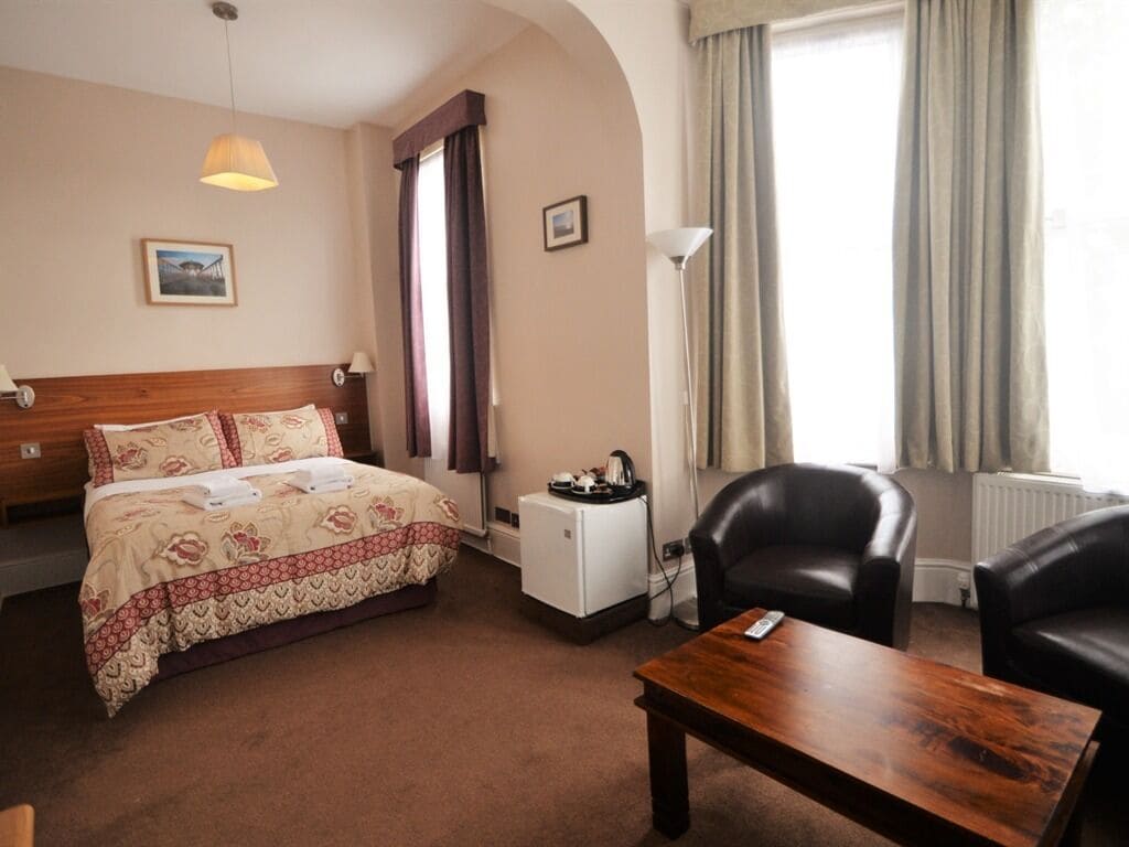 superior double room, ensuite | free wifi