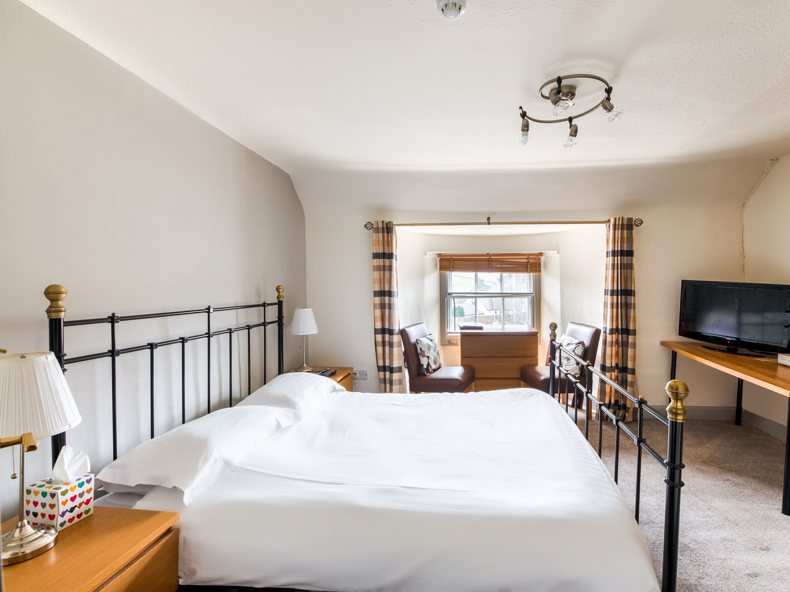 Standard Double Room, 1 Double Bed | In-room safe, desk, iron/ironing board, free cribs/infant beds