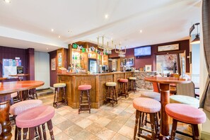 Bar (en la propiedad)