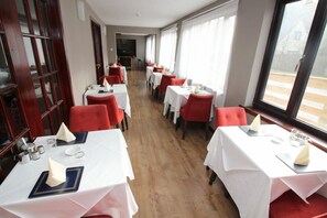 Restaurant - Achilty Guest House (Strathpeffer)