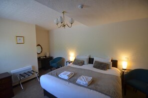 Comfort Double Room, Garden View | Premium bedding, individually decorated, individually furnished, desk