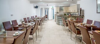 Abbey Hotel Shepherd’s Bush