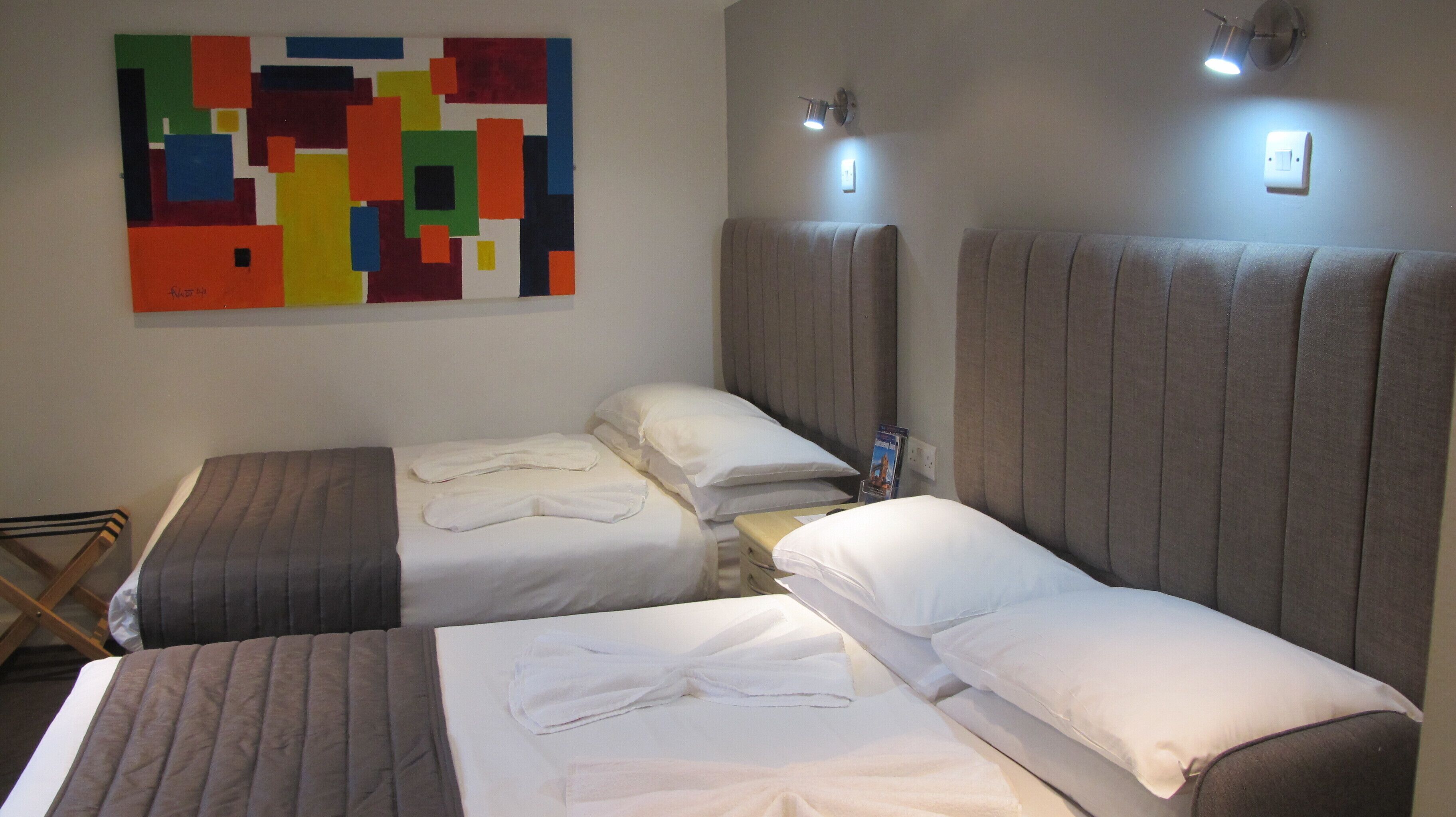 Quadruple Room, Ensuite | In-room safe, desk, iron/ironing board, cots/infant beds