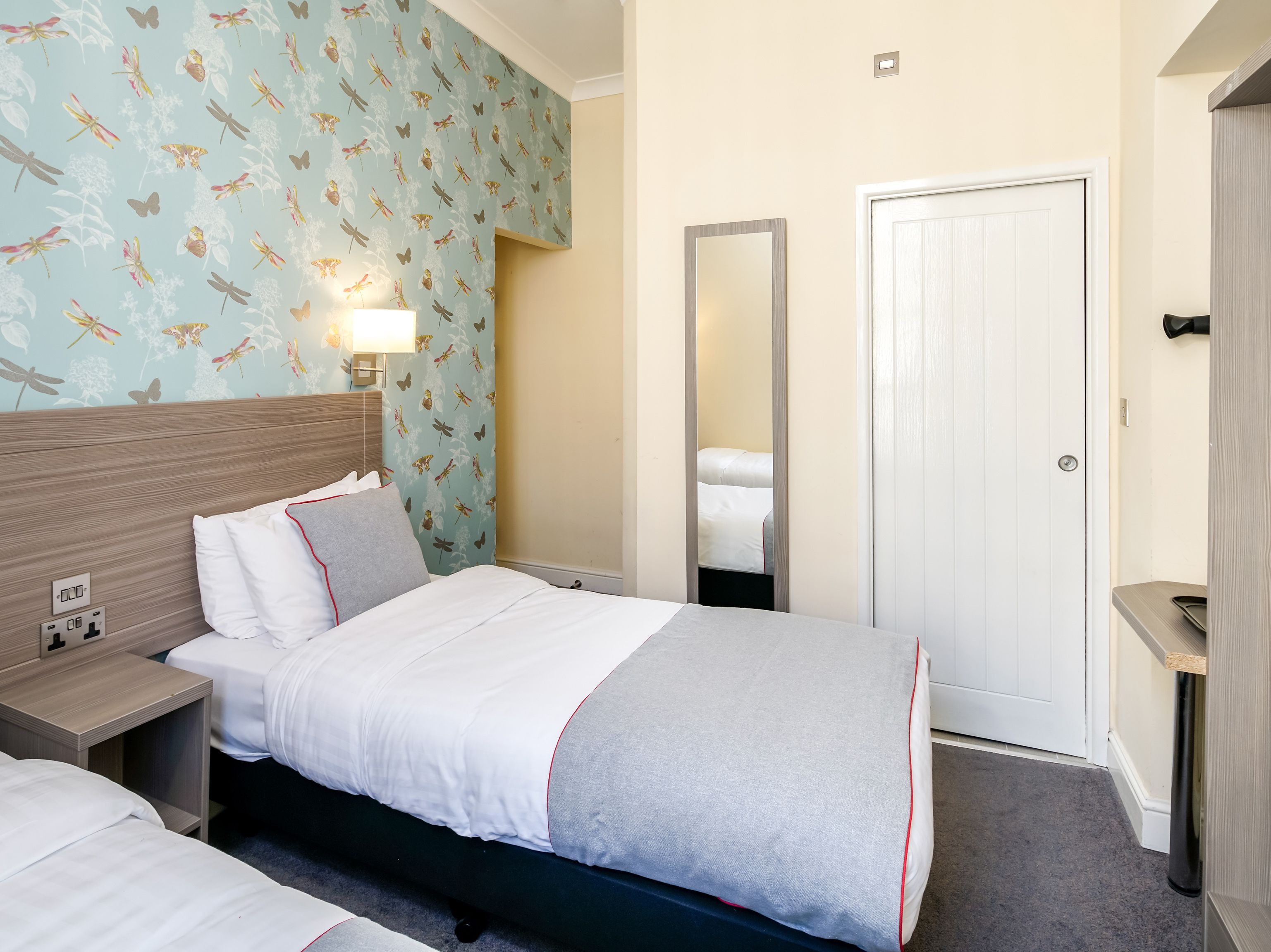 Photo - OYO Bakers Hotel London Victoria