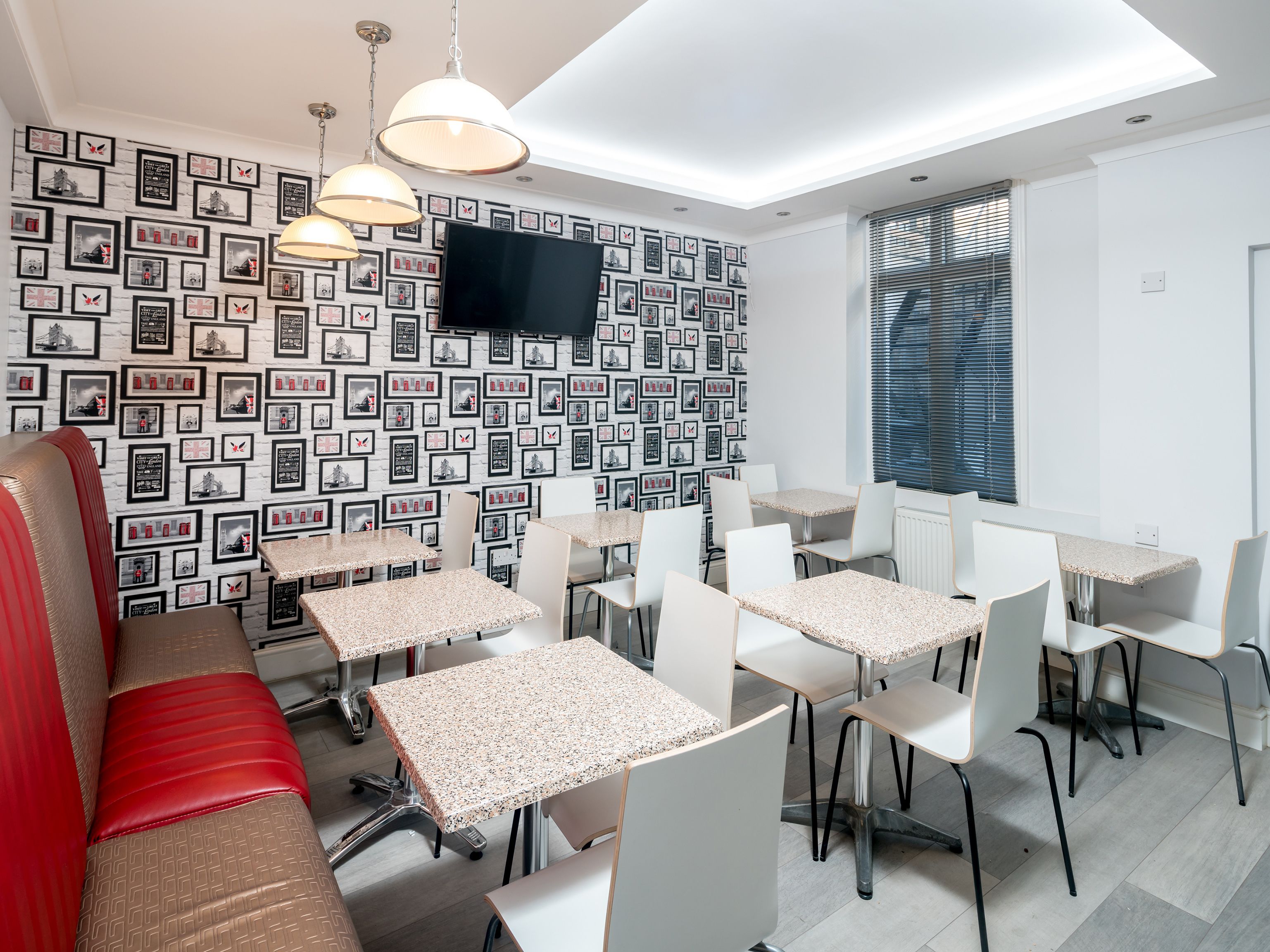 Photo - OYO Bakers Hotel London Victoria