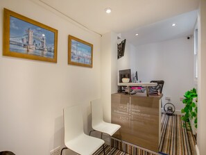 Reception - OYO Bakers Hotel London Victoria (London)