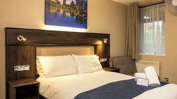 Desk, free WiFi, bed sheets