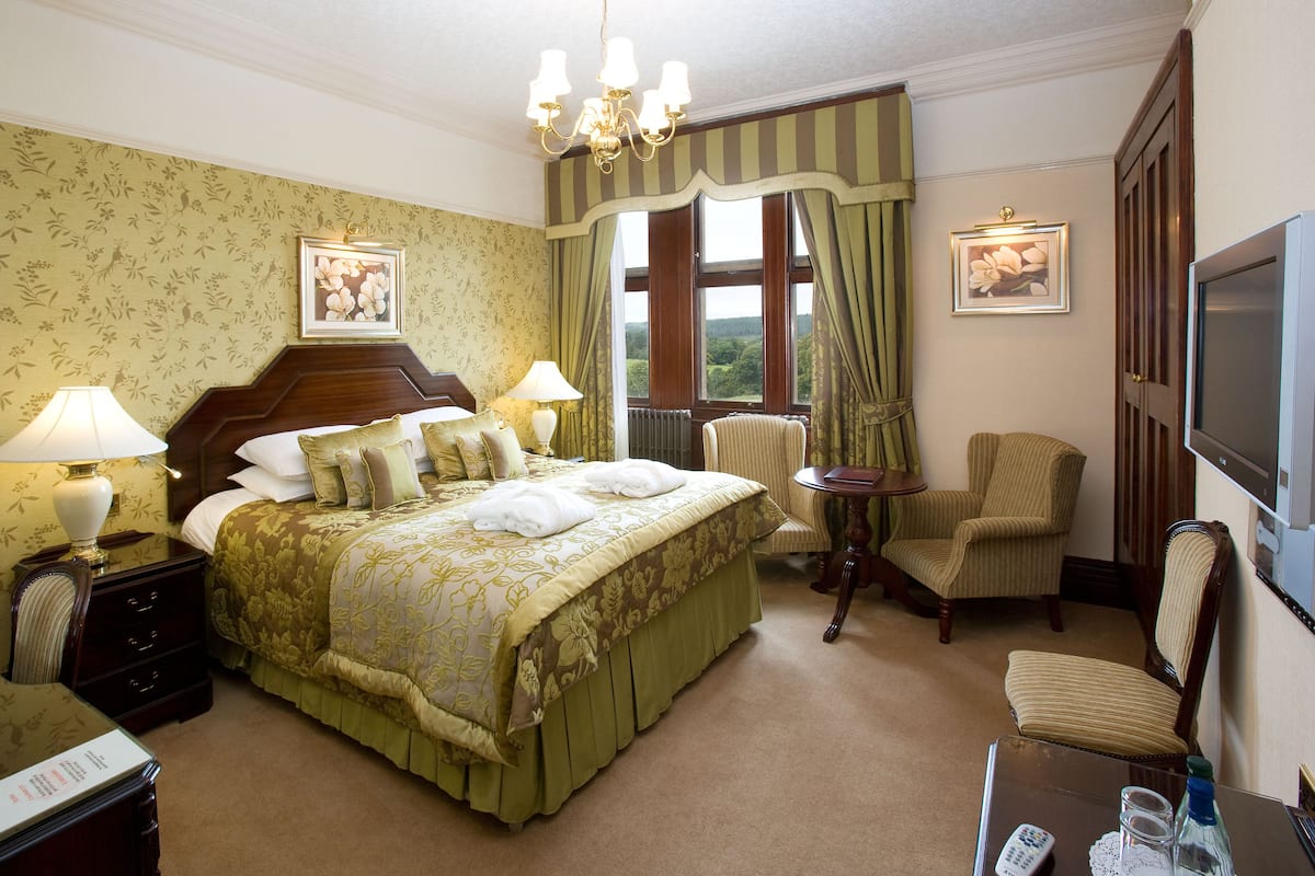 club double room | 1 bedroom, egyptian cotton sheets, individually decorated