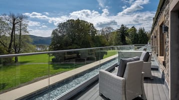 Feature Double Room | Näkymä huoneesta