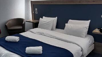 Bureau, espace de travail pour ordinateur portable