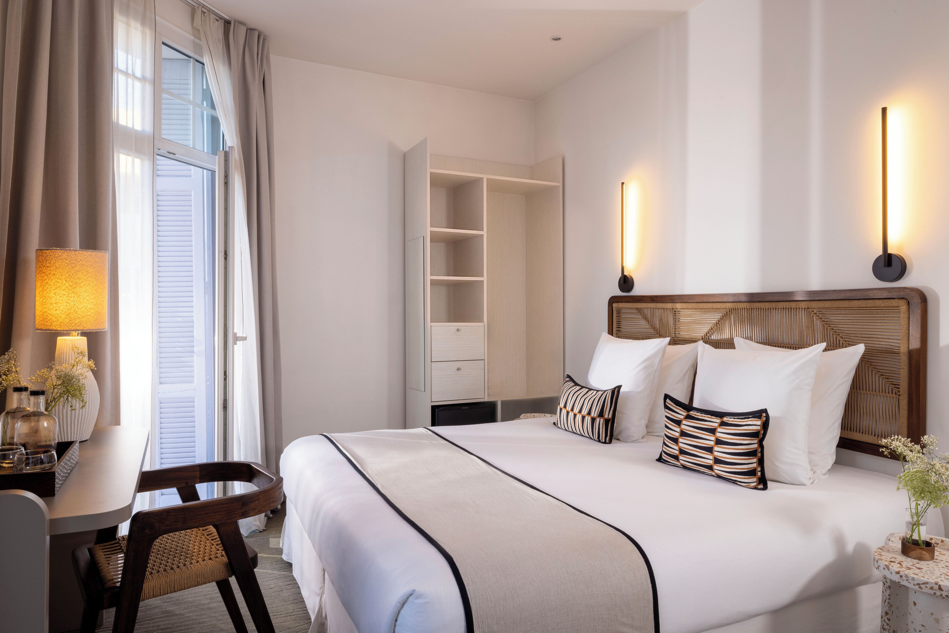 Laptop workspace, iron/ironing board, free cribs/infant beds, free WiFi