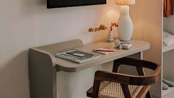 Laptop workspace, iron/ironing board, free cots/infant beds, free WiFi