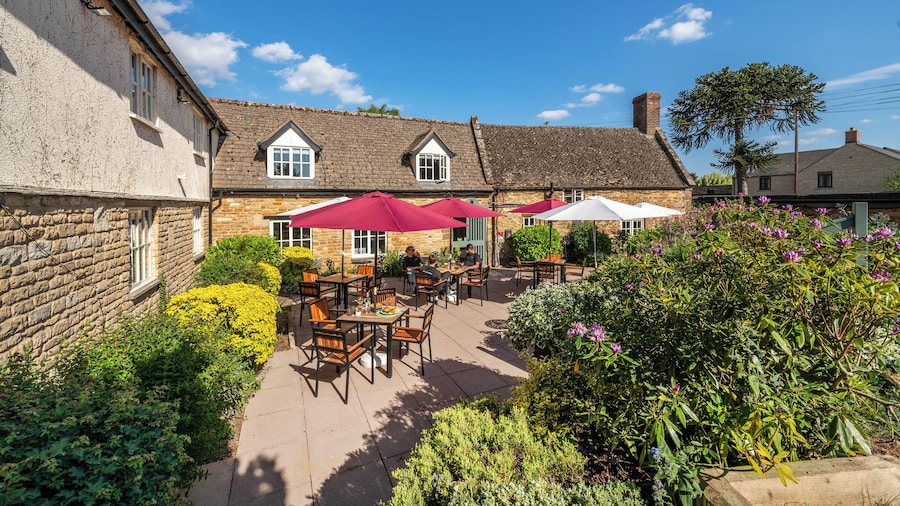 The Old Pheasant Hotel