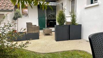 Superior Triple Room | Teres/patio