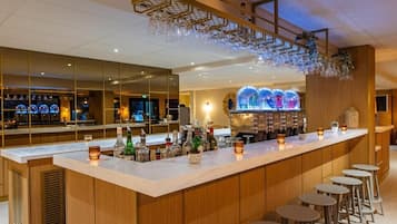 Bar lounge