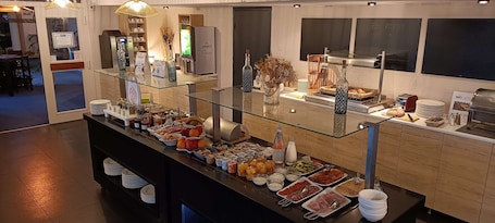 Daily buffet breakfast (EUR 12 per person)