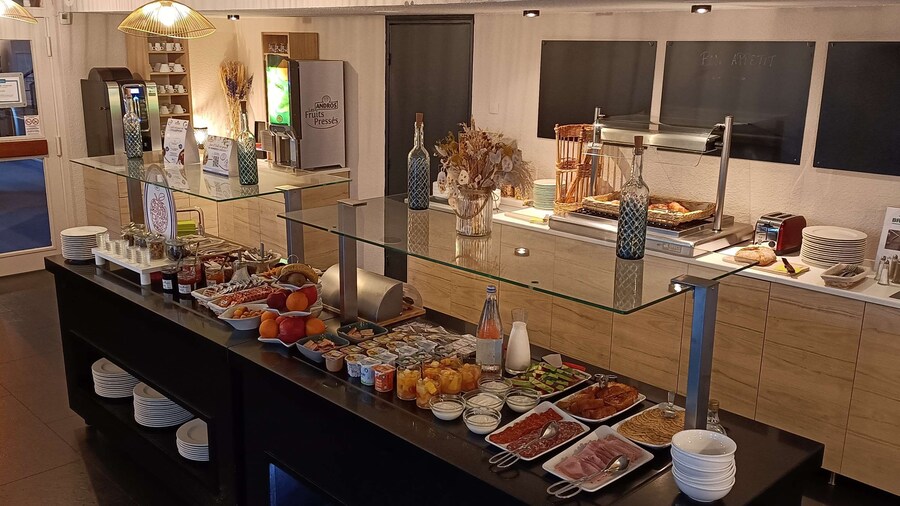 Brit Hotel Caen Herouville