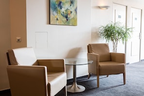 1 bedroom, premium bedding, minibar, in-room safe