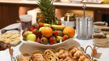 Daily continental breakfast for a fee