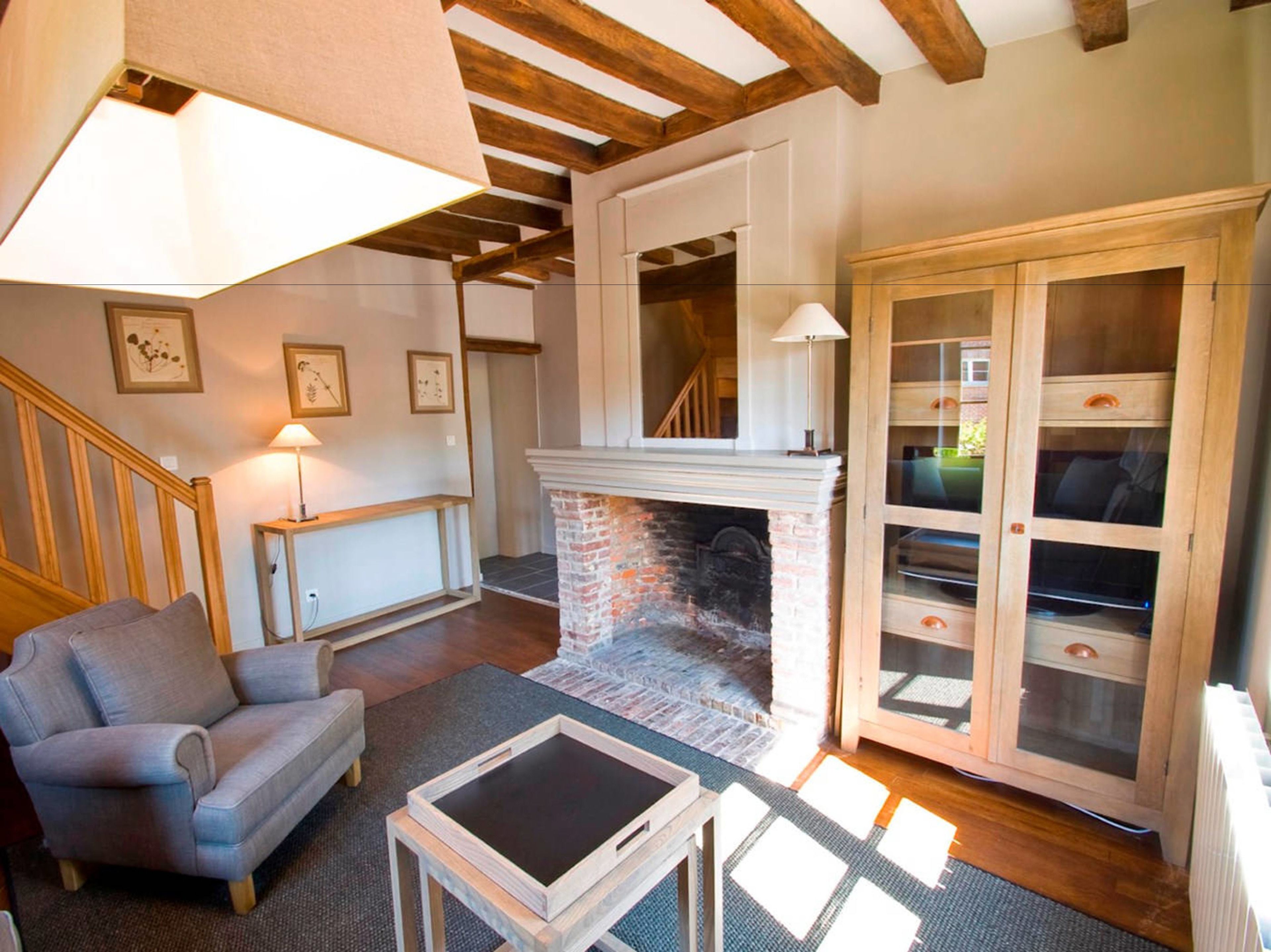 house (la mare à la chanvre) | premium bedding, in-room safe, desk, iron/ironing board