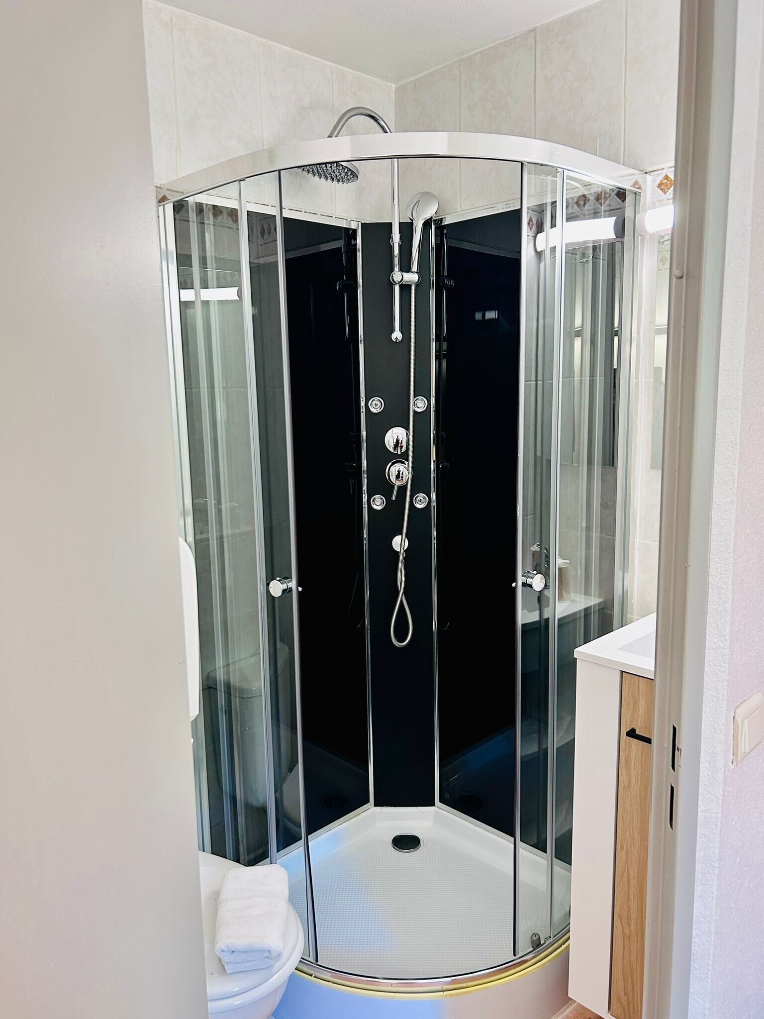 Foto - The Originals City, Hôtel Nîmes Costières