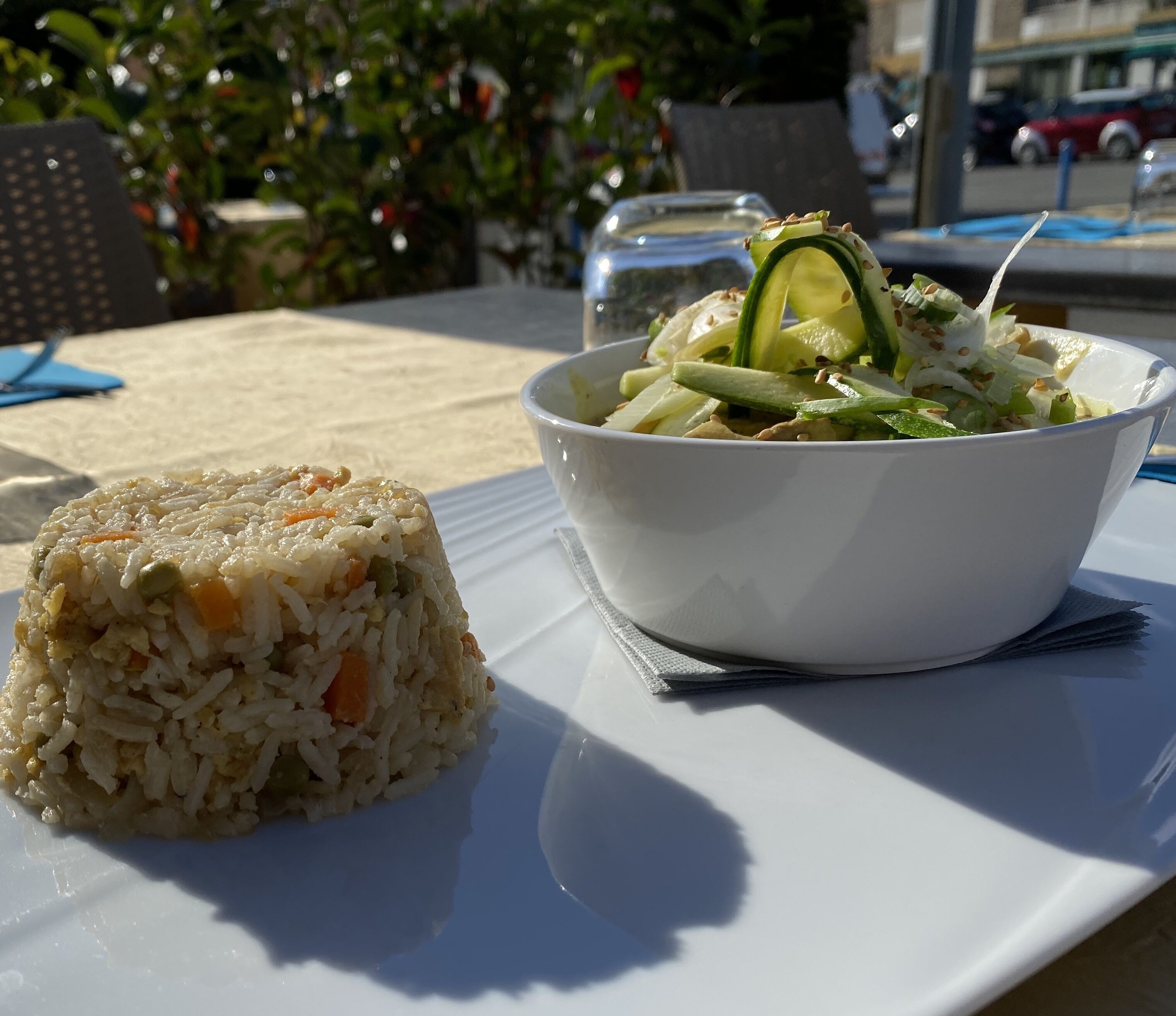 breakfast, lunch, dinner served; french cuisine