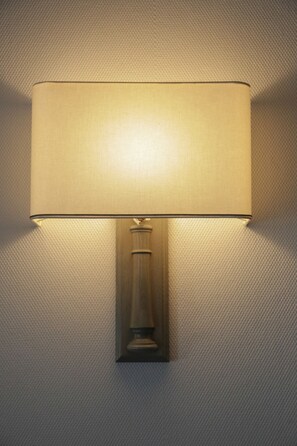 Luxury Double Room | Premium bedding, in-room safe, desk, laptop workspace - L'Atrachjata (Aleria)