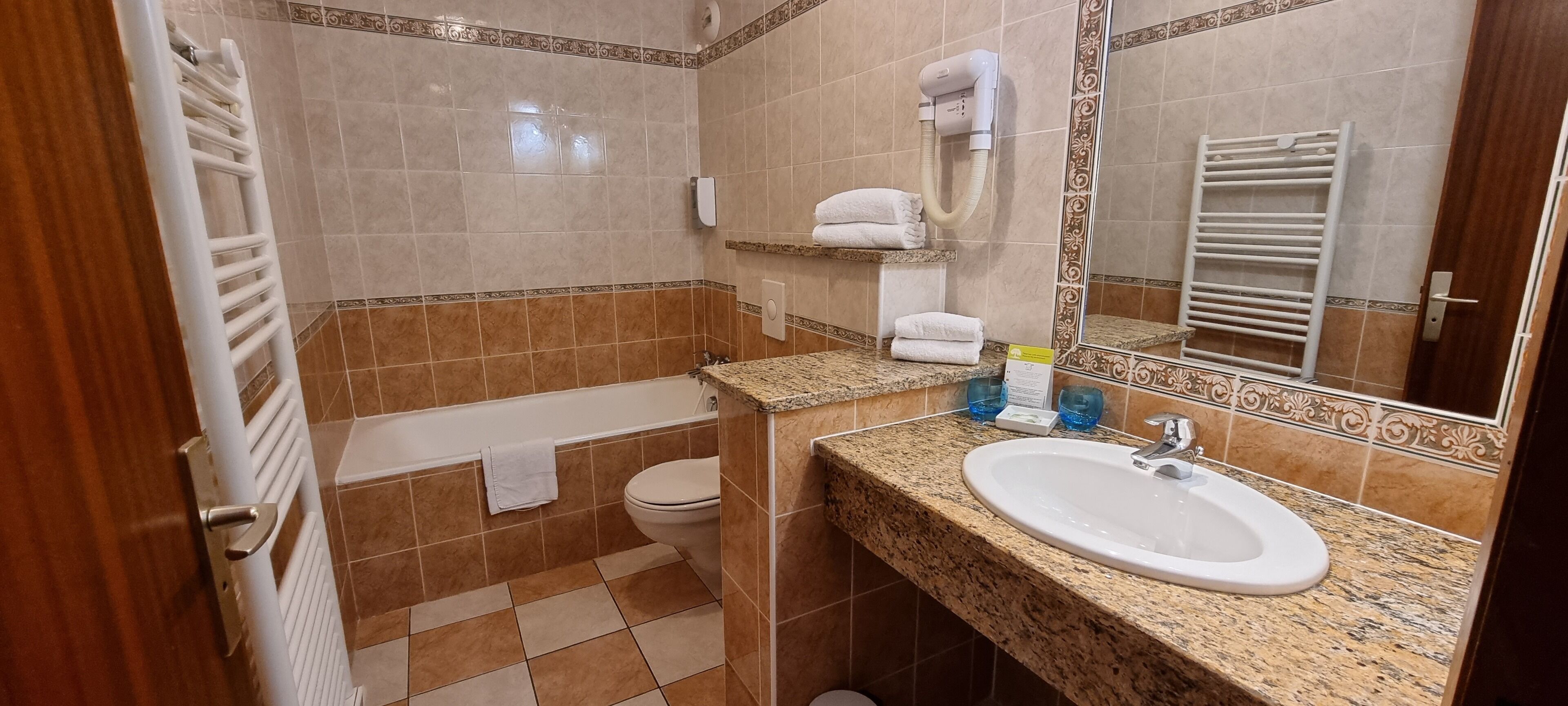 standard double or twin room | bathroom | free toiletries, hair dryer, towels