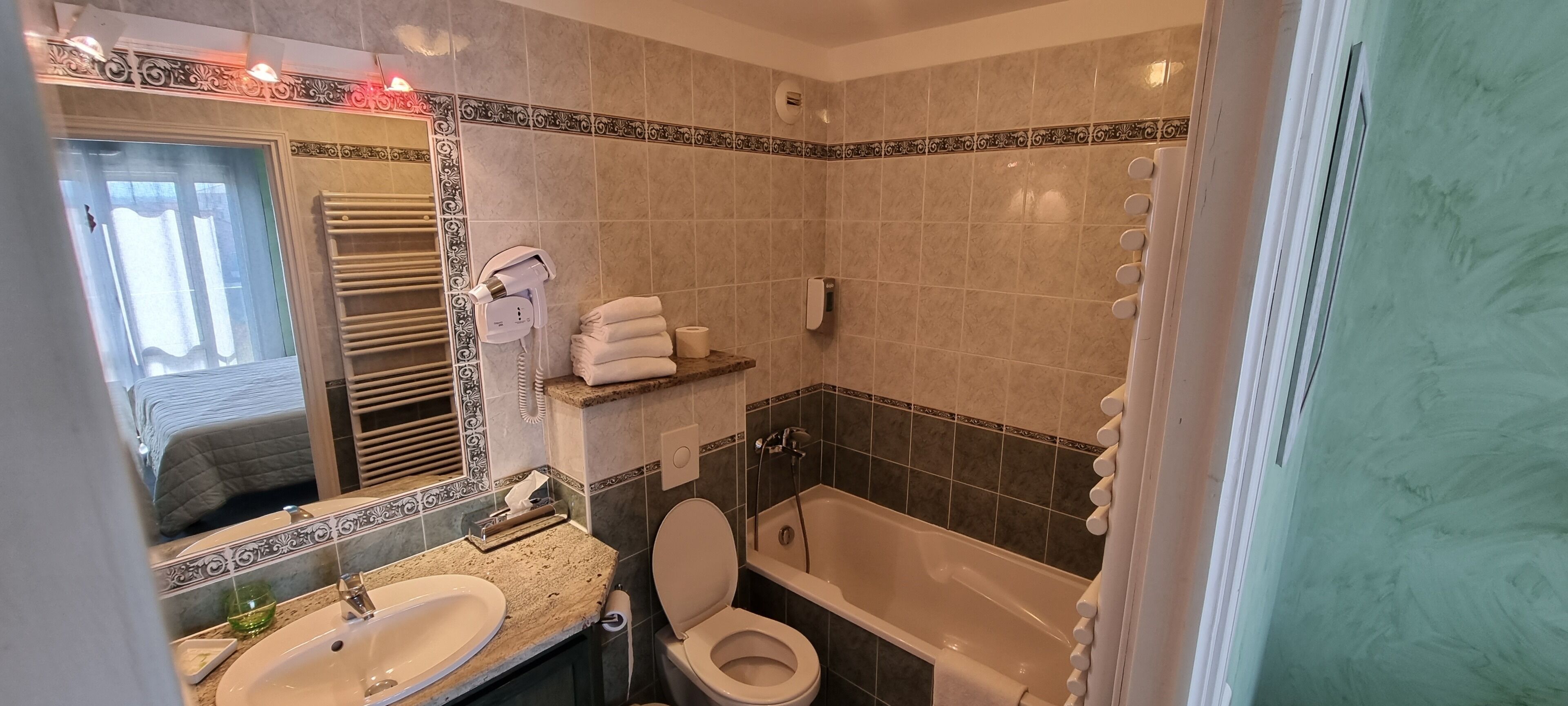 luxury double room | bathroom | free toiletries, hair dryer, towels
