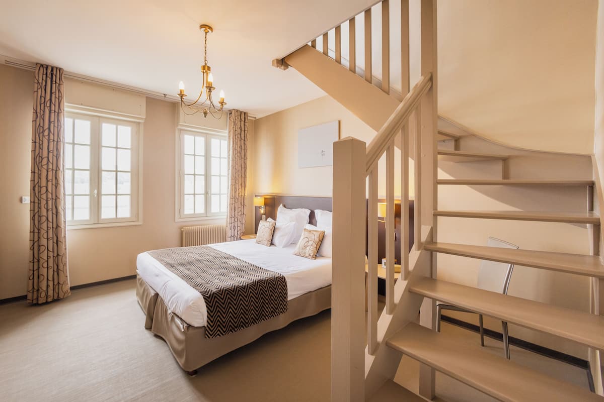 Panoramic Double Room | In-room safe, individually decorated, individually furnished, desk